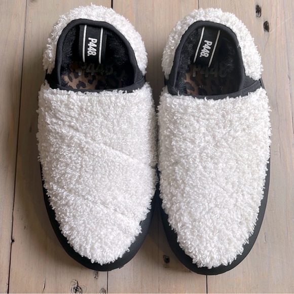 P448 Laby Slip On White and Black Slip-On Sneakers - Picture 5 of 5